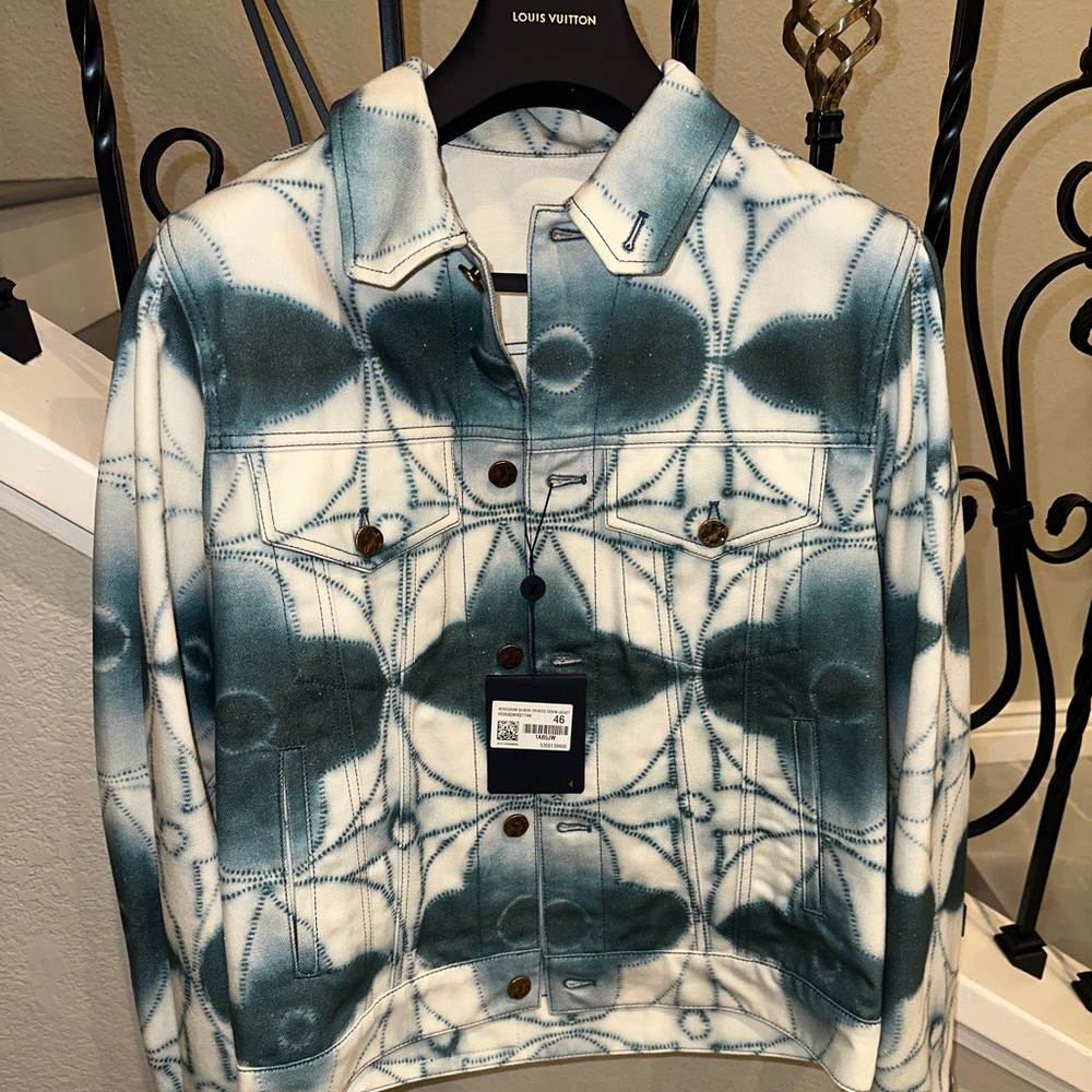 COPY - COPY - COPY - Louis Vuitton Jean jacket brand new with tags great condit…